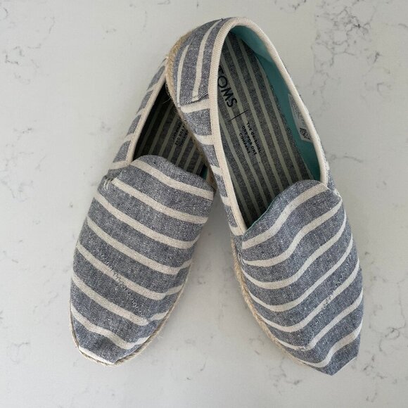 TOMS Alpargata Rope Slip On Stripe Recycled Canvas Shoe Blue Off Wht Sz 9 NWOT - Picture 1 of 13